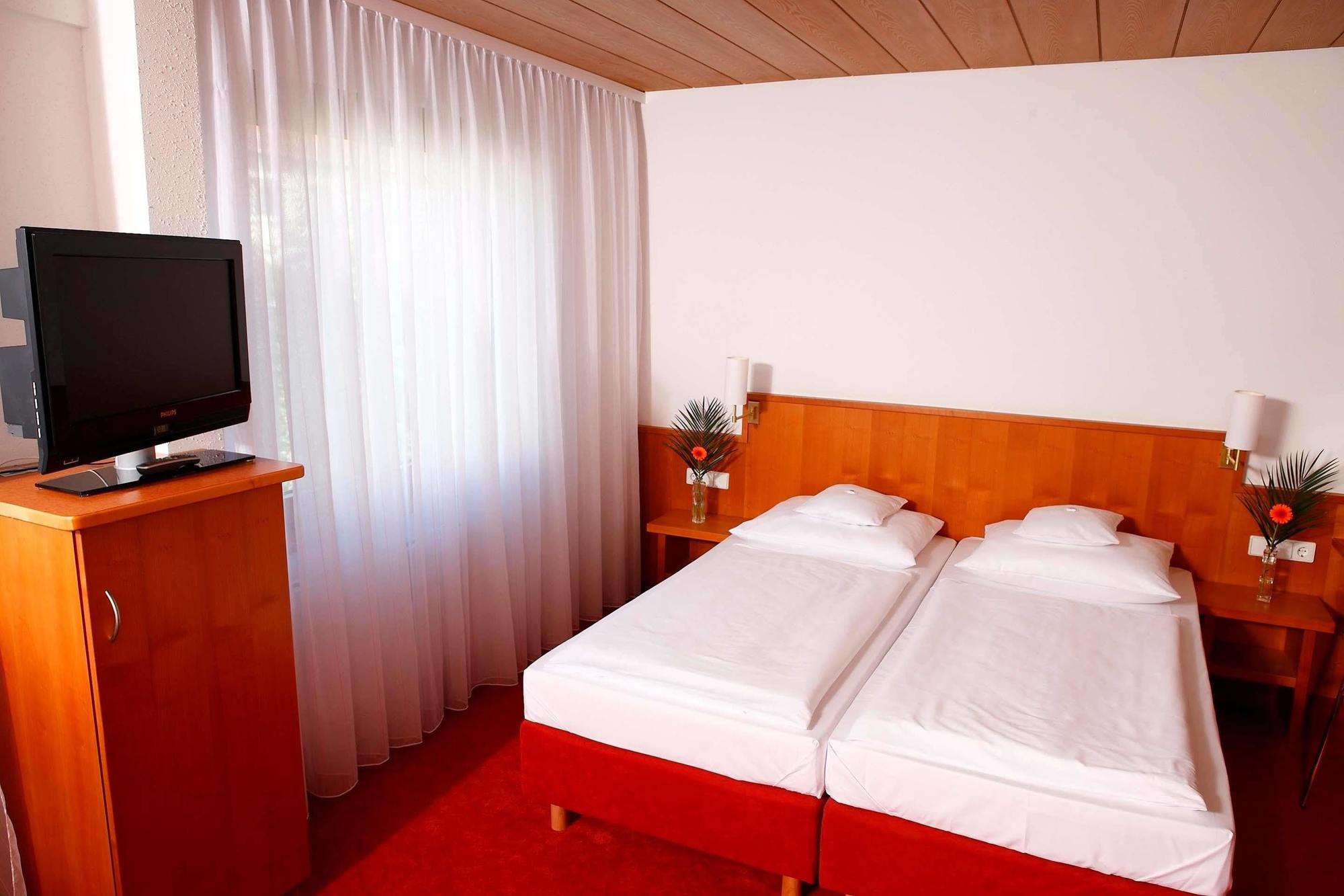 Hotel Stuttgart 21 Room photo